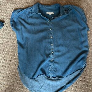 Loft chambray blouse, short sleeved size large